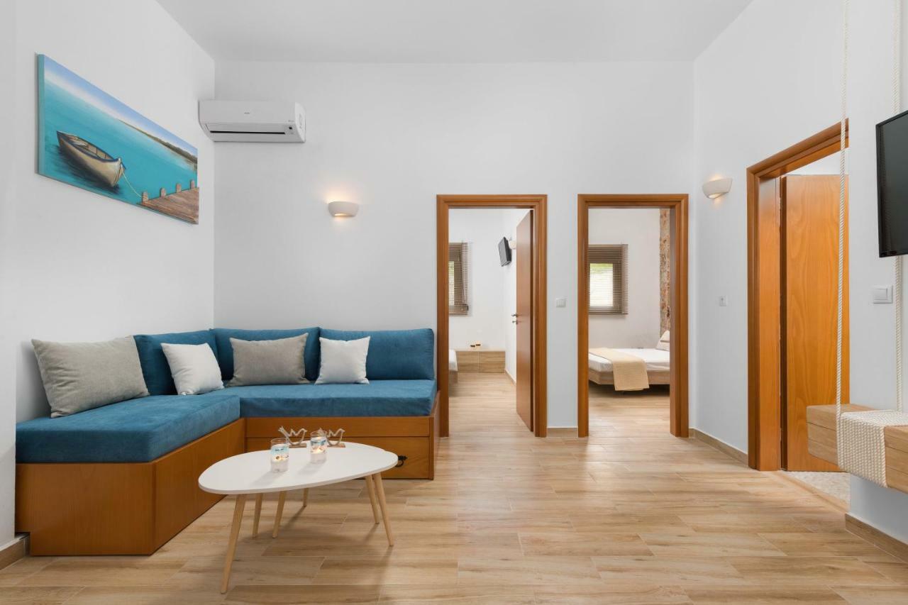 villa Diafani, Εirini Esterno foto